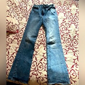 Good American jeans size 6/28 from compression collection